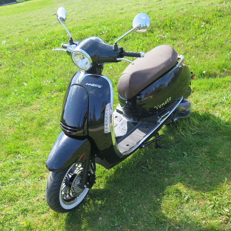 Motorroller Rivero Veneto 125 Euro 5 Roller Scooter schwarz