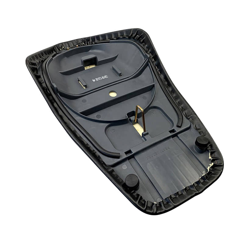 PGO Sitzbank schwarz PMX 110 Sattel Fahrersitz Sitz-Bank P2671003000 Motorroller.de PMX 50 Mokick Ersatzteil Service Inpektion Direktimport