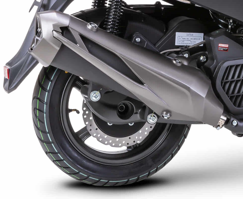 Motorroller Fighter 125 R GT Max silber 95 km/h 4-Ventiler Euro 5+ Großraumroller Leichtkraftrad Scooter 125ccm