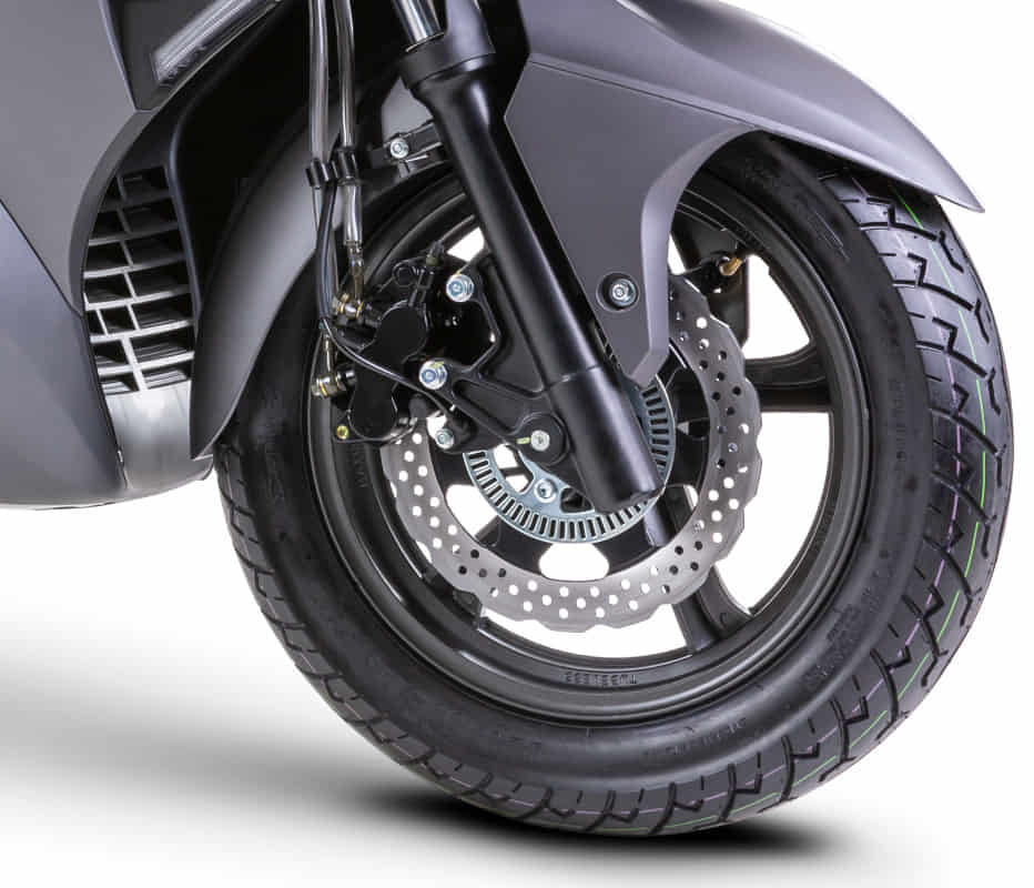 Motorroller Fighter 125 R GT Max silber 95 km/h 4-Ventiler Euro 5+ Großraumroller Leichtkraftrad Scooter 125ccm