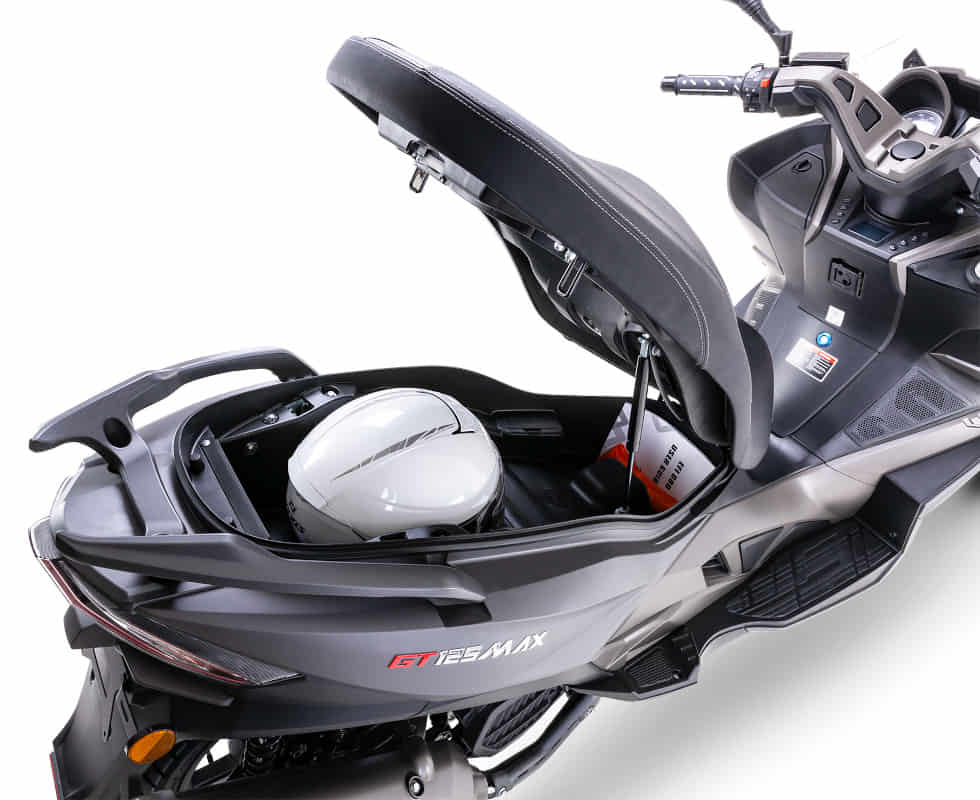 Motorroller Fighter 125 R GT Max silber 95 km/h 4-Ventiler Euro 5+ Großraumroller Leichtkraftrad Scooter 125ccm